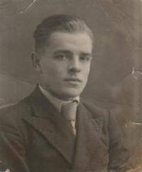 Сухарев Виктор Михайлович Сухарев Виктор Михайлович
